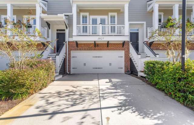 1927 Carolina Towne Court Gallery 2