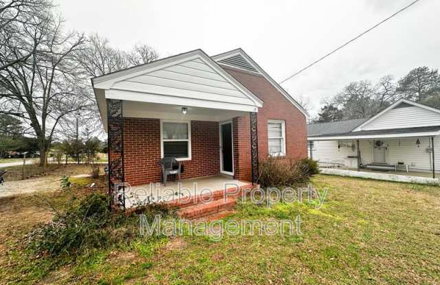 557 N Fayetteville Street - 557 North Fayetteville Street, Clayton, NC 27520