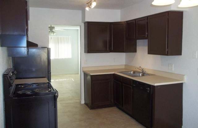 New remodeled 2 bedroom 1 bath unit with private patio and full size washer and dryer hookups!! photos photos