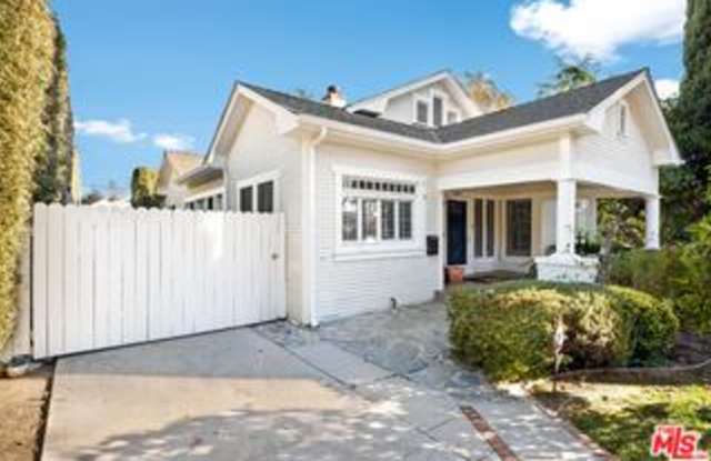 1350 North Orange Grove Avenue Gallery 2