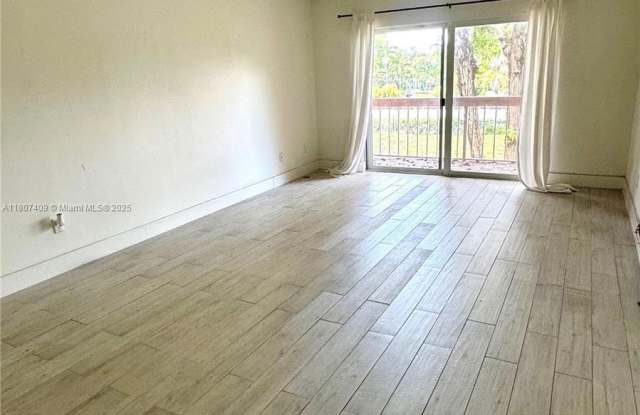 7860 Camino Real photos photos