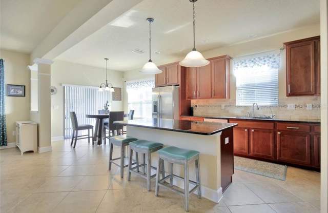 5007 SAGECREST DRIVE Gallery 3