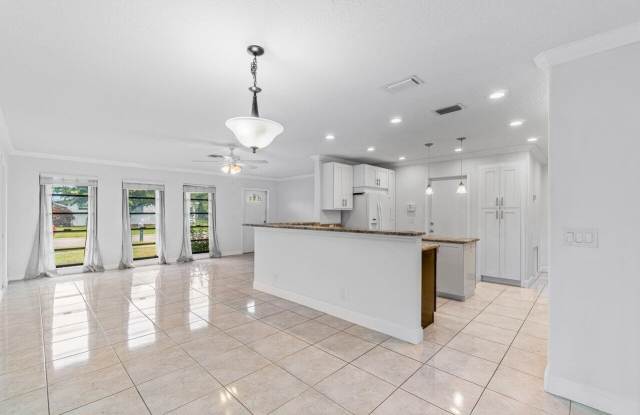14672 Country Side Lane Gallery 4