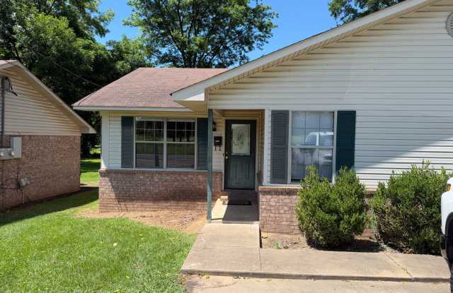 2 Bed 1 Bath Duplex photos photos