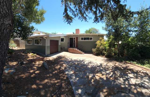 Large 5 Bedroom Home close to Poly Campus!! photos photos