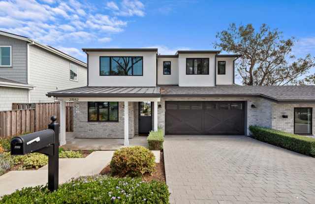 Modern Coastal Lease in Top of the World photos photos