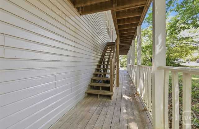 205 Pineview Drive Gallery 3