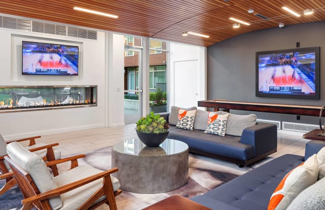 CityLine Gallery 4