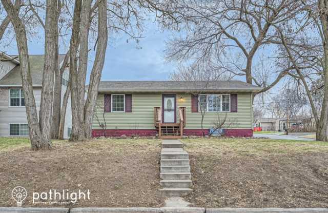 601 Glenbrook Avenue North - 601 Glenbrook Avenue North, Oakdale, MN 55128