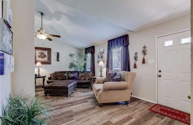 1305 Crestview Drive Gallery 4