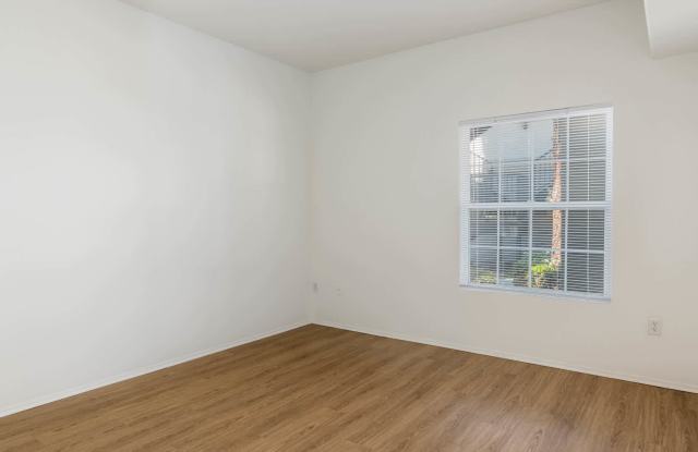 Ridgewood Village Gallery 1