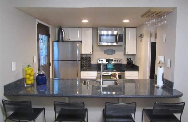 5472 Roundtree Place photos photos