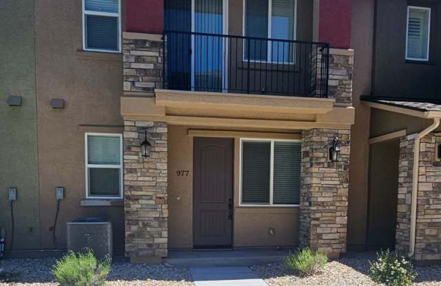 Arbor Villa Town House - Pet on Approval photos photos