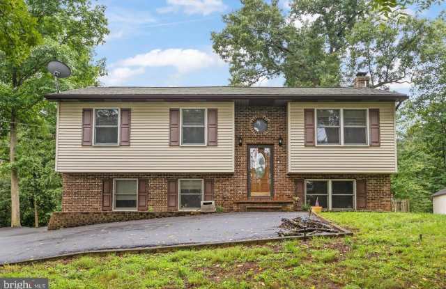 1226 LAKEVIEW Drive Gallery 1