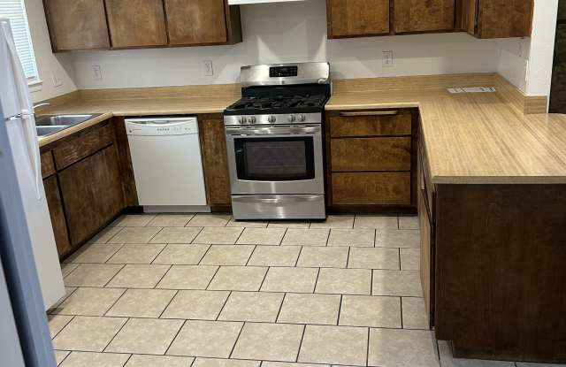 13522 Rancherias Road - 13522 Rancherias Road, Apple Valley, CA 92308