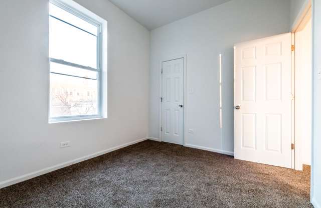 1630 S Sawyer Ave Gallery 4