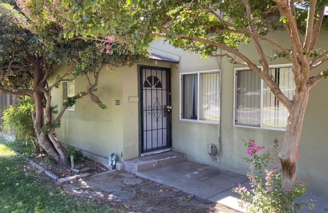933 Kenwood Avenue - 1 - 933 Kenwood Avenue, Turlock, CA 95380