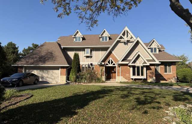 18 Glenoble Court Gallery 1