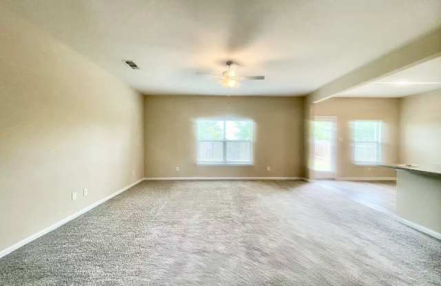 1702 Sandalwood Way Gallery 4