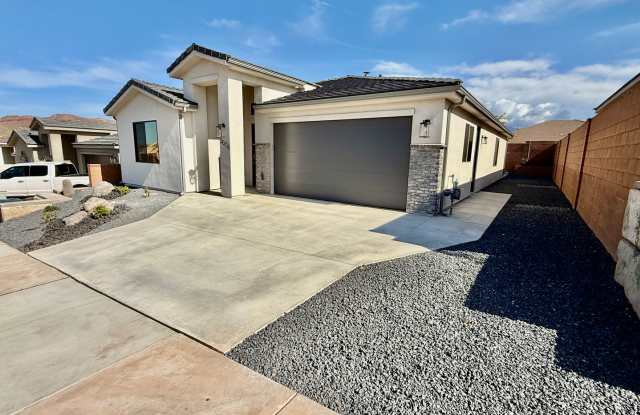 Brand New Four-Bedroom Home in Hurricane photos photos