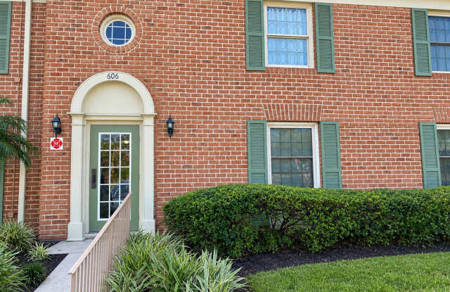 Lake Side Studio Condo | Central Air | Community Pool and Boat Ramp | Section 8 and HUS VASH Welcome Gallery 1