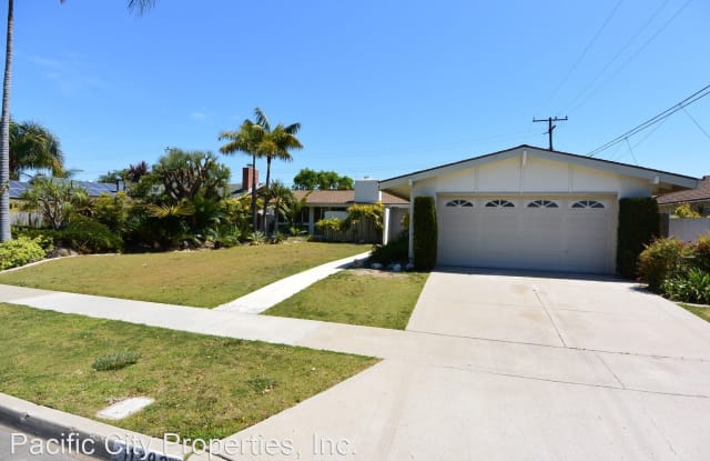 11392 Wallingsford Rd - 11392 Wallingsford Road, Rossmoor, CA 90720