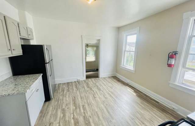 38 South 12th Street, 2 Gallery 2
