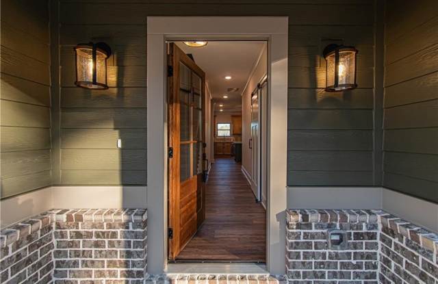 386 Mulberry Circle Gallery 3