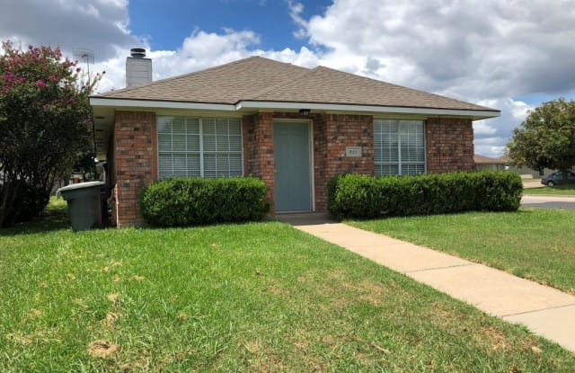 825 Azalea Court - 825 Azalea Court, College Station, TX 77840