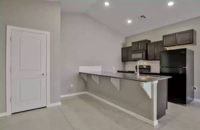 8802 East Chris Street - 8802 East Chris Street, Bel Aire, KS 67226