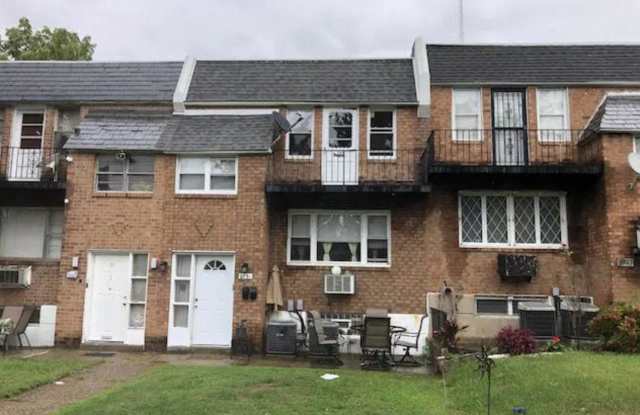 2731 Cranston Road photos photos
