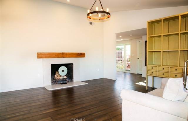 10198 El Monterey Avenue Gallery 4