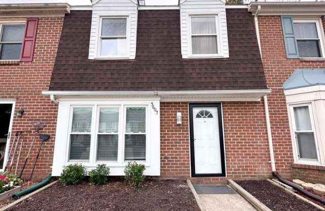 Updated 3BR / 1.5BA Townhome-Move in Ready! photos photos