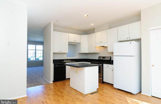 8459 GOLD SUNSET Way Gallery 2