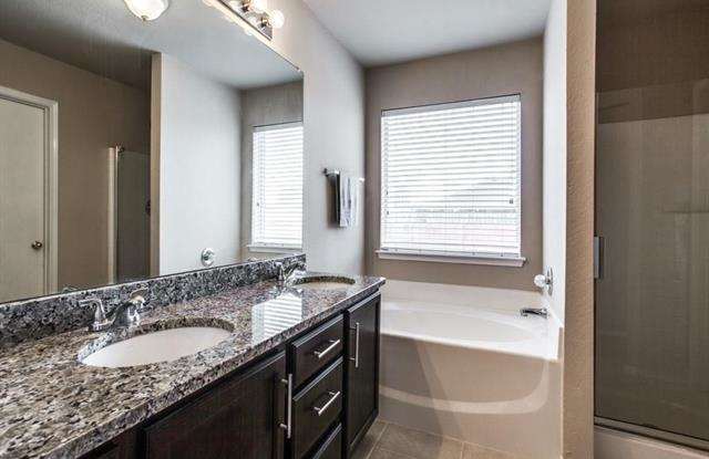 7317 Airline Drive Gallery 2