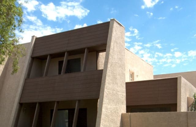 1327 S Hardy Dr - 1327 South Hardy Drive, Tempe, AZ 85281