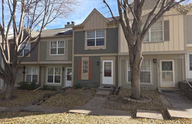 3330 Queen Anne Way photos photos