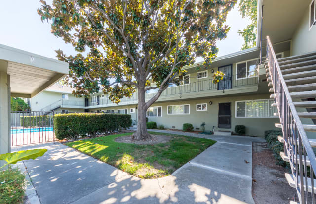 3588 Payne Ave Apt 12 photos photos