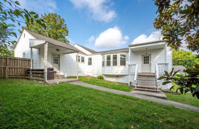 Huge 3 Bed/2 Bath Home - 3611 Wimberly Lane, East Ridge, TN 37412