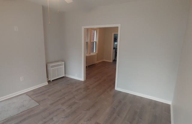 *Updated  Spacious 2BD/1BA First Floor apartment for rent in Mt. Washington* Gallery 4