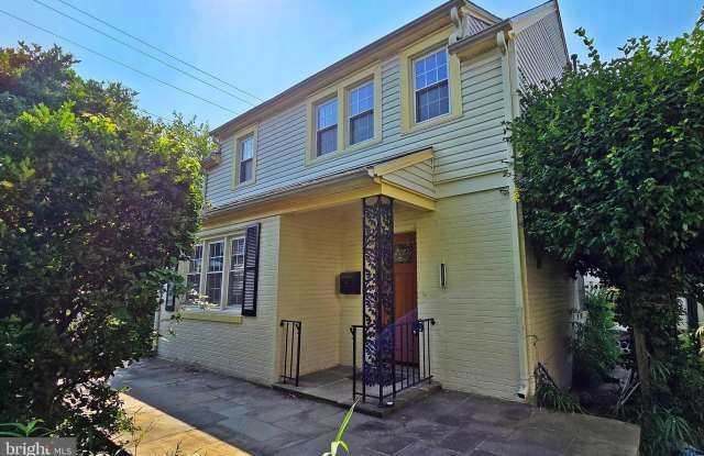 1906 S IVES Street Gallery 3