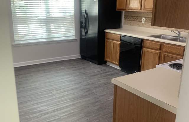 1025 Plantation Way Gallery 4