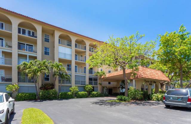 950 Ponce De Leon Road - 950 Ponce De Leon Road, Boca Raton, FL 33432
