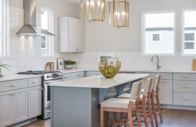 Welcome to The Becanni in Charlotte Park! photos photos