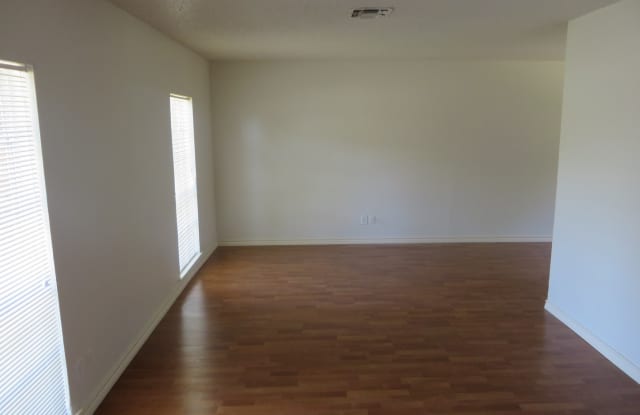 4511 West Village Court Gallery 3