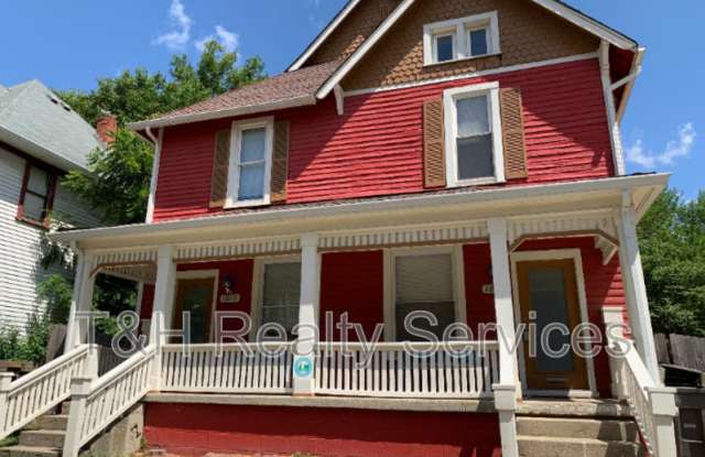 1820 East 12th Street photos photos