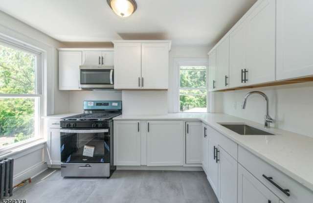 54 Spruce St photos photos