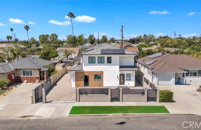 7733 Craner Avenue Gallery 1