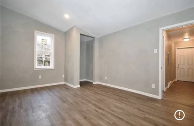 494 8th St photos photos