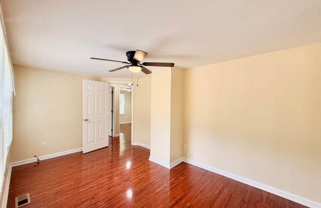 Quiet & Peaceful Rancher For Rent! Gallery 4